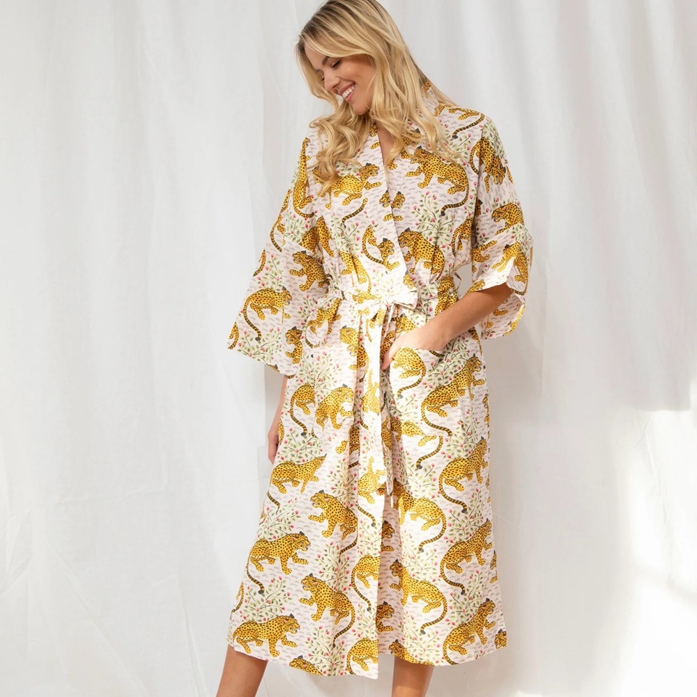 Print fresh Bagheera robe